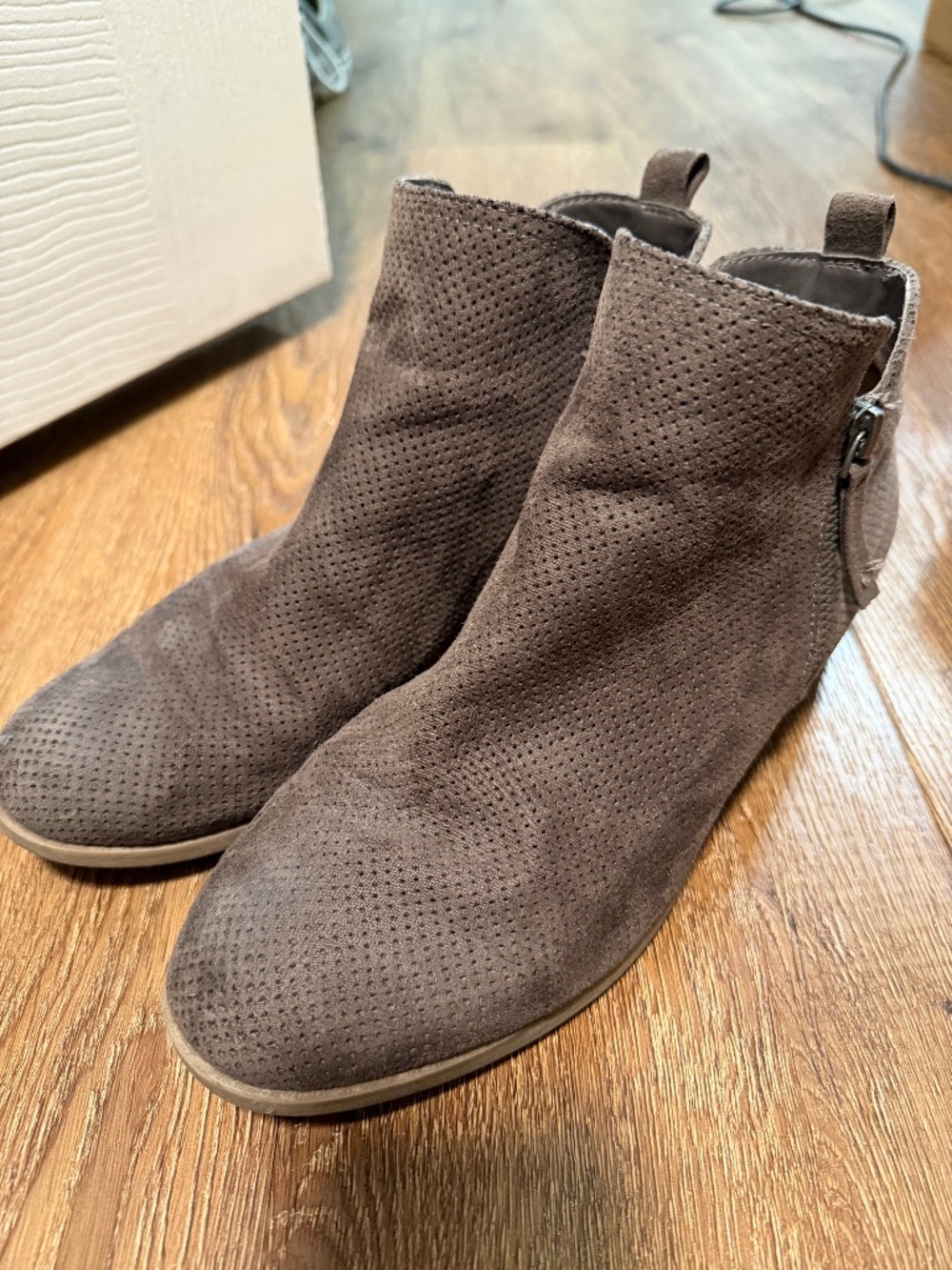 Universal Thread Brown Suede Ankle Boots - Size 9